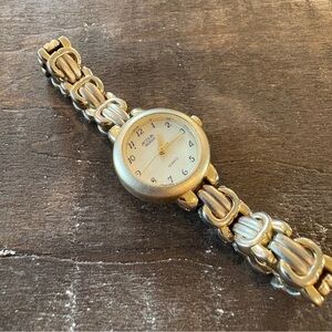 Vintage Acqua Indiglo Gold and Silver Tone Women’s Quartz Watch